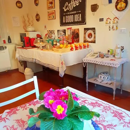 Bed & Breakfast Felix House Codevilla