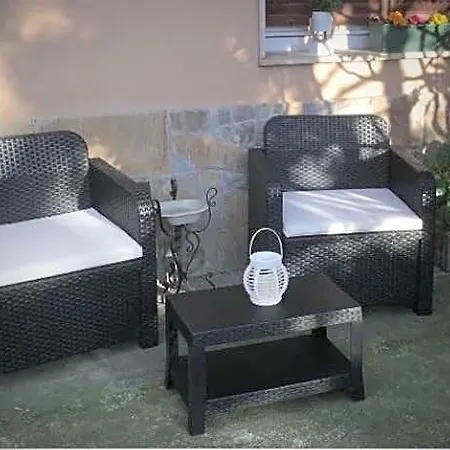 Felix House